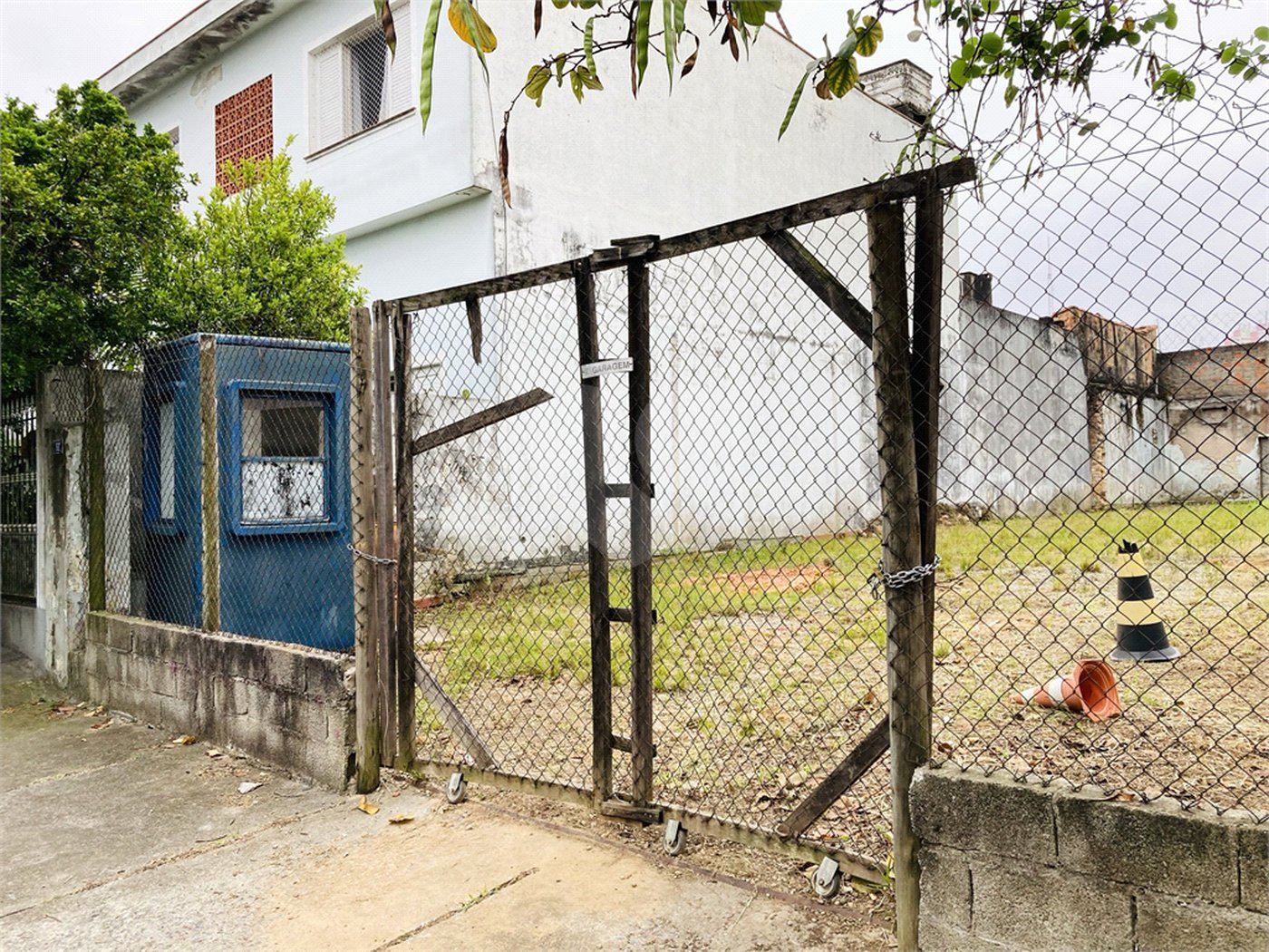 Terreno à venda em Jardim Esmeralda, São Paulo, SP
