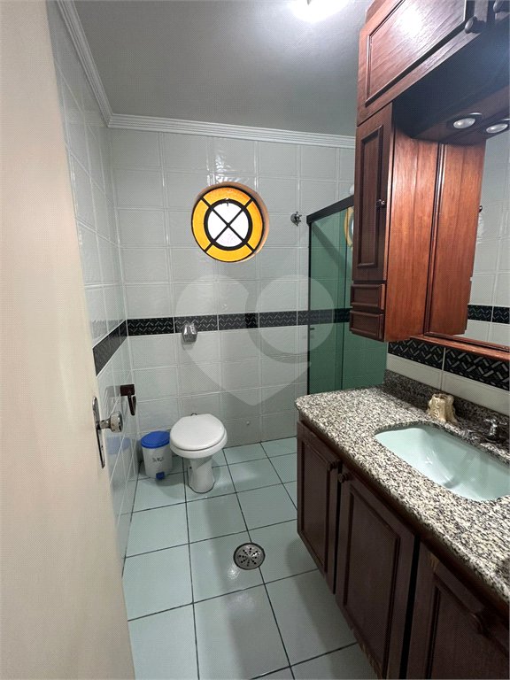 Sobrado à venda com 3 quartos, sendo 1 suíte, em Jardim Prudência, São Paulo, SP