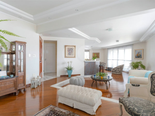 Apartamento à venda com 4 quartos, sendo 2 suítes,  em Santana, São Paulo, SP