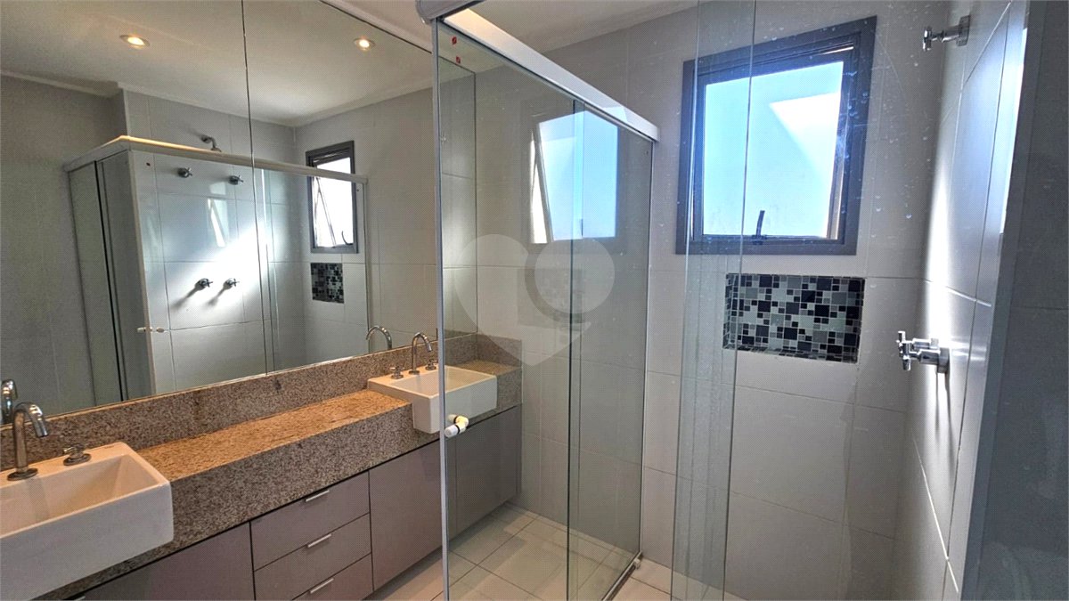 Apartamento à venda ou para alugar com 3 suítes em Chácara Santo Antônio, São Paulo, SP