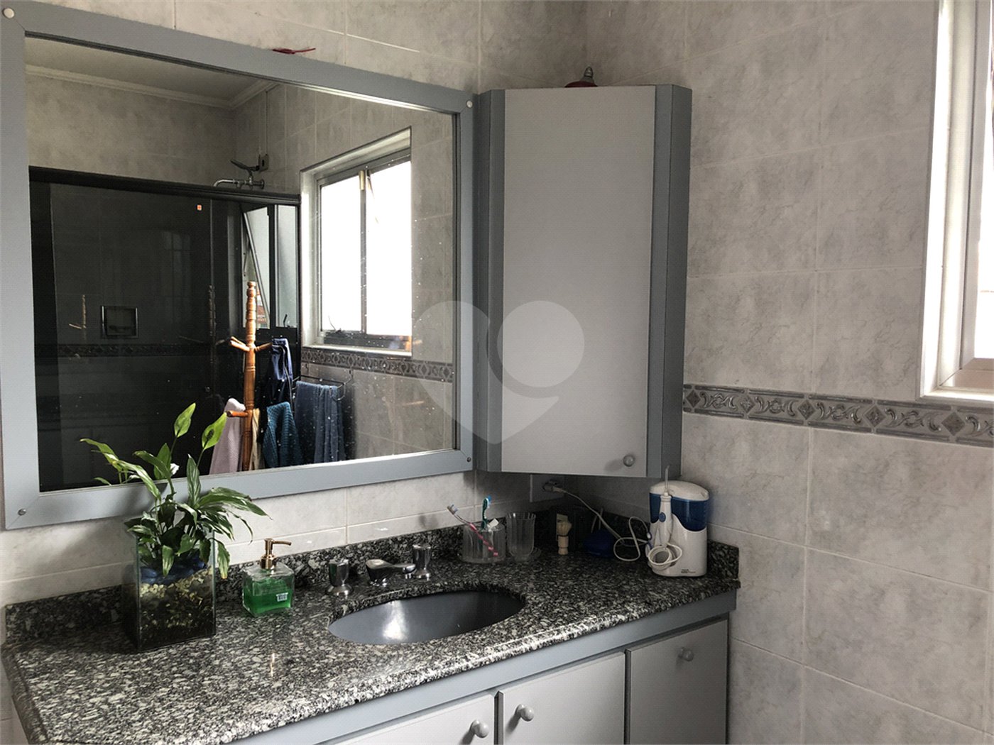 Sobrado à venda com 3 quartos, sendo 1 suíte, em Vila Gustavo, São Paulo, SP