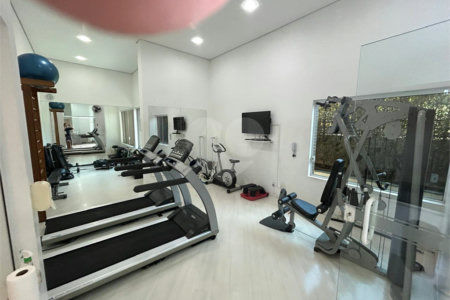 Apartamento à venda com 2 quartos, sendo 1 suíte,  em Vila Romana, São Paulo, SP