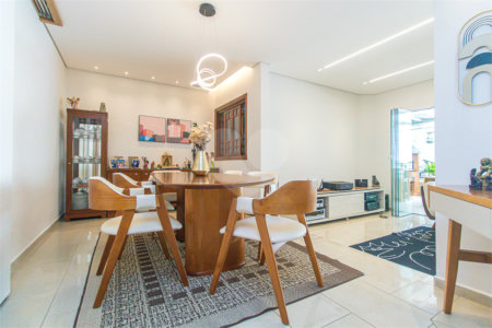 Casa à venda com 3 suítes em Jardim Prudência, São Paulo, SP