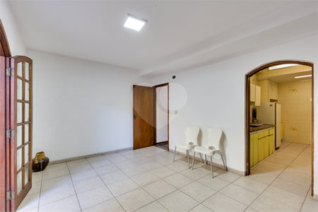 Casa à venda com 3 quartos, sendo 1 suíte, em Vila Arriete, São Paulo, SP