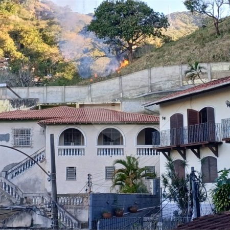 Casa à venda ou para alugar com 5 quartos em Grajaú, Rio de Janeiro, RJ