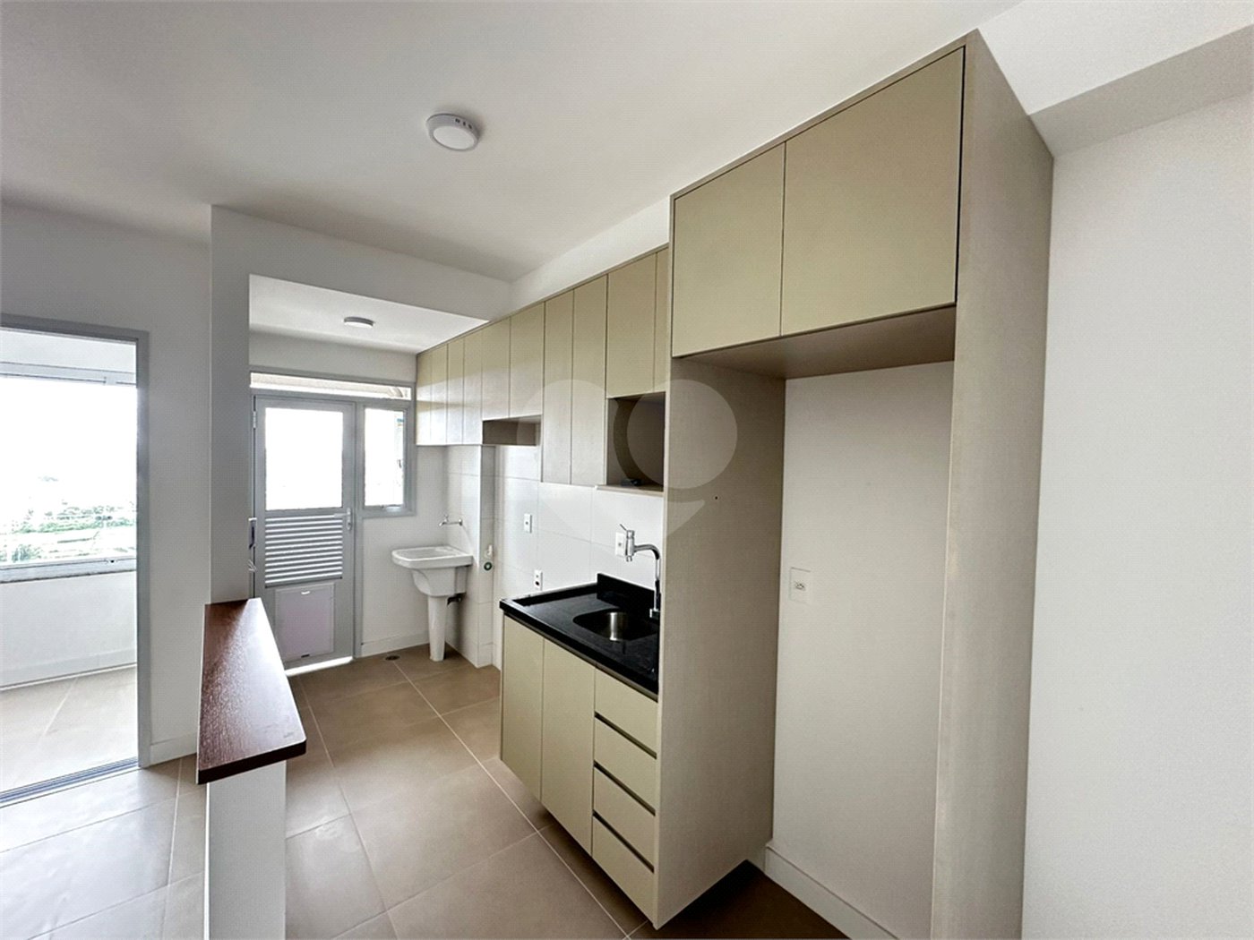 Apartamento para alugar com 1 suíte em Jardim Santa Helena, Suzano, SP