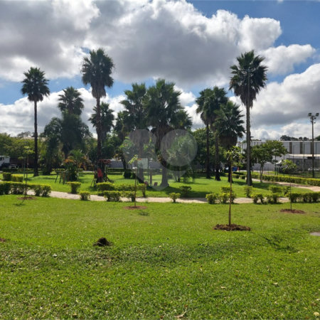 Terreno à venda com 1 suíte no condomínio Loteamento Santa Maria, Vinhedo - SP
