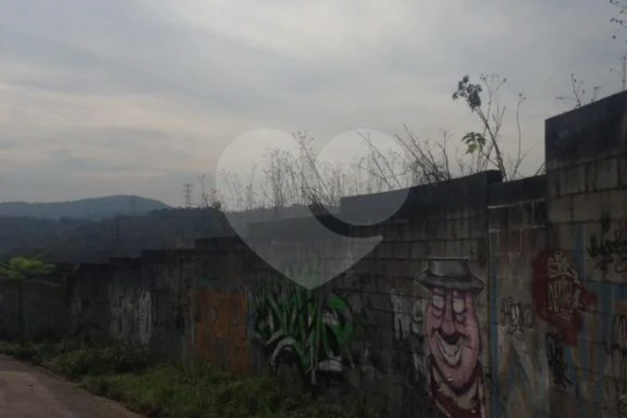 Loteamento à venda no condomínio xxxx, São Paulo - SP