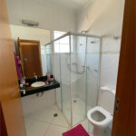Casa à venda com 4 suítes no condomínio Aruã Lagos, Mogi das Cruzes - SP