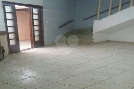 Sobrado à venda com 3 quartos, sendo 1 suíte, em Alto da Lapa, São Paulo, SP