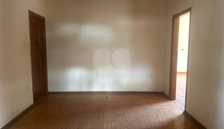 Casa Térrea à venda com 3 quartos no Centro, Três Lagoas, MS