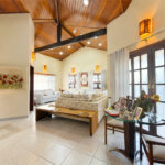 Casa à venda com 5 suítes no condomínio Parque Village Castelo, Itu - SP