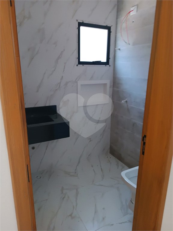 Casa à venda com 3 quartos, sendo 1 suíte, no condomínio Residencial Jardins da Catalunha, Atibaia - SP
