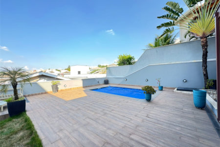 Casa à venda com 3 suítes no condomínio Terras de São Francisco, Vinhedo - SP