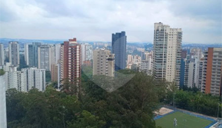 Apartamento à venda com 4 suítes em Vila Suzana, São Paulo, SP