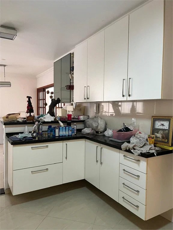 Sobrado à venda com 4 quartos, sendo 1 suíte, em Vila Cordeiro, São Paulo, SP