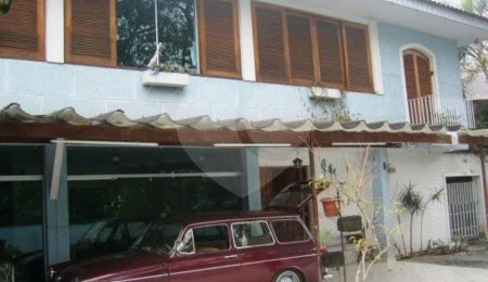 Sobrado à venda com 5 quartos, sendo 2 suítes,  em Jardim Floresta, São Paulo, SP