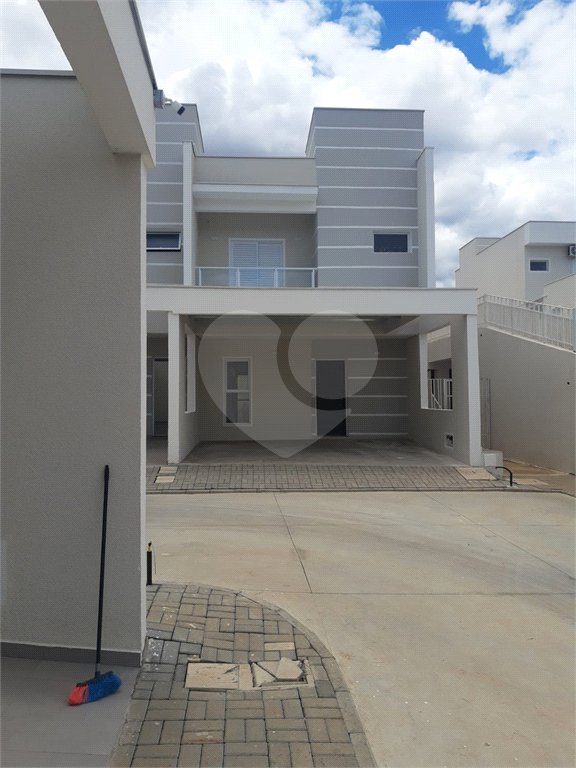 Casa à venda com 2 suítes no condomínio Residencial Américo de Figueiredo, Sorocaba - SP