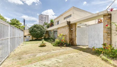 Sobrado à venda com 5 quartos, sendo 2 suítes,  em Brooklin, São Paulo, SP