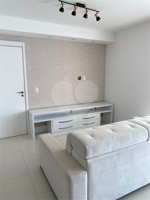 Apartamento à venda com 3 suítes em Aclimação, São Paulo, SP