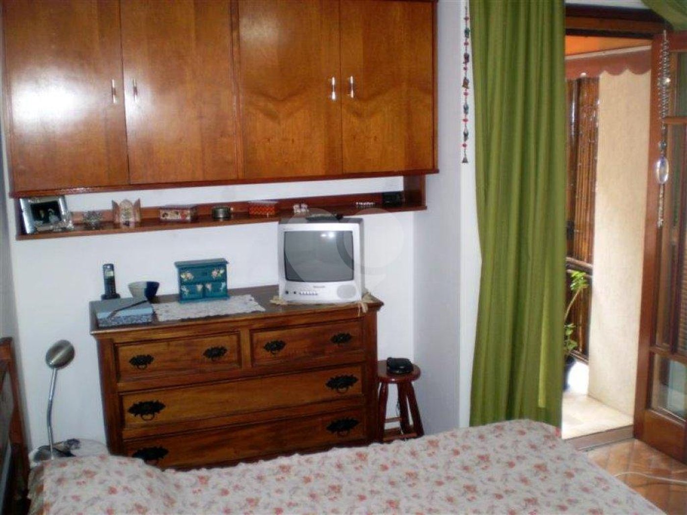 Casa à venda com 3 quartos, sendo 1 suíte, no condomínio Barbará II, São Paulo - SP