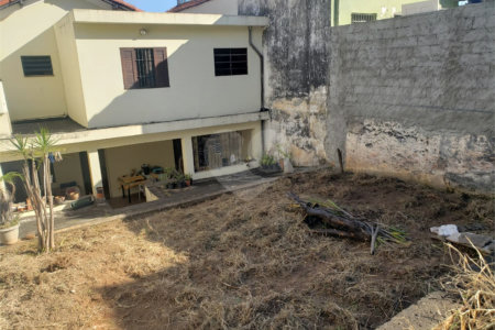 Sobrado à venda com 4 quartos em Água Fria, São Paulo, SP