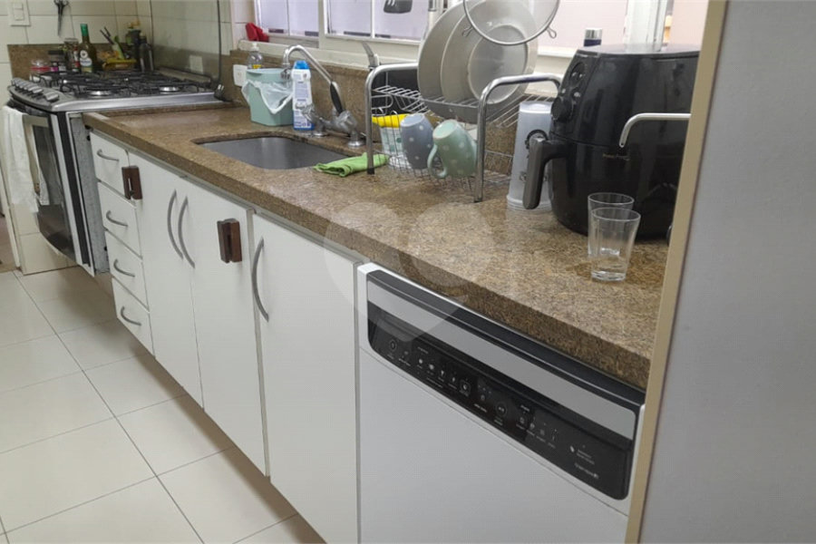Casa de Vila à venda com 3 quartos em Vila Mariana, São Paulo, SP