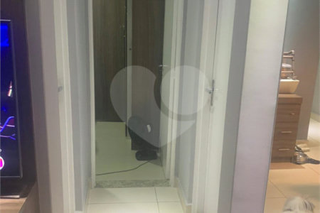 Apartamento à venda com 2 quartos em Jardim Itamarati, Poá, SP