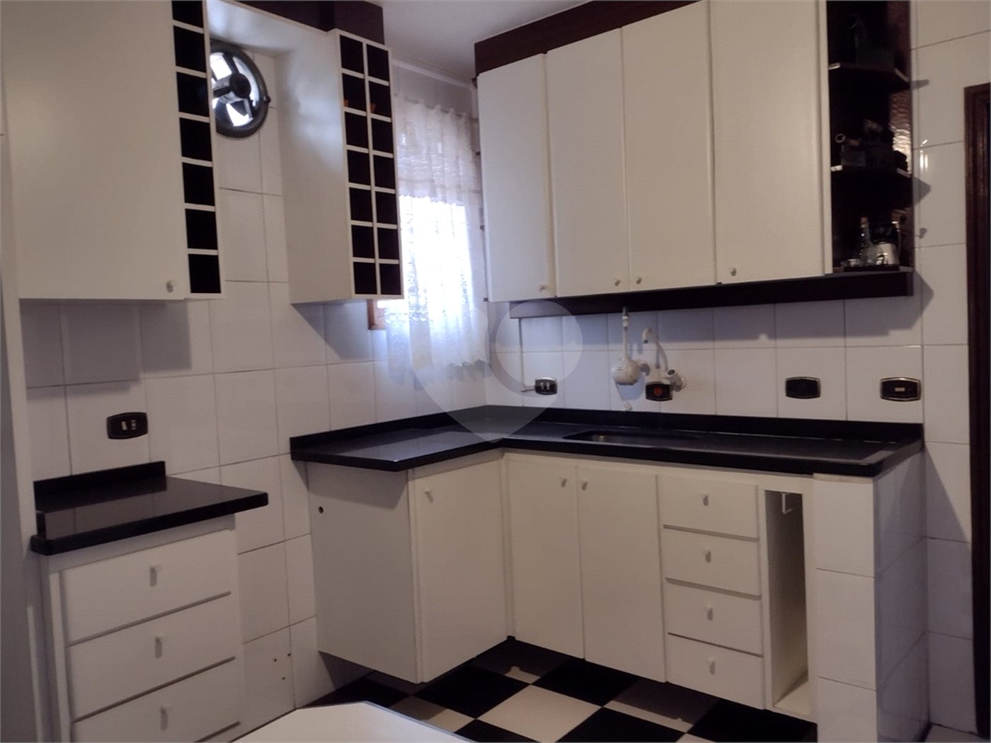 Casa à venda com 4 suítes em Vila Ipojuca, São Paulo, SP