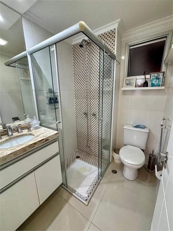 Apartamento à venda com 3 quartos, sendo 1 suíte,  em Água Branca, São Paulo, SP