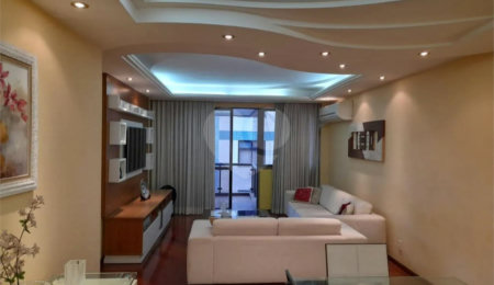 Apartamento à venda com 4 quartos, sendo 2 suítes,  em Tijuca, Rio de Janeiro, RJ