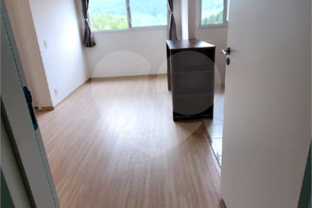 Apartamento à venda com 3 quartos, sendo 1 suíte, em Parque Santana, Mogi das Cruzes, SP