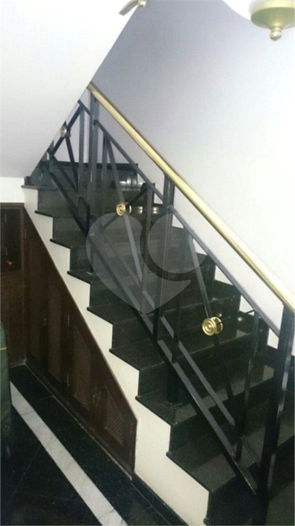 Sobrado à venda com 5 quartos, sendo 2 suítes, em Brooklin Paulista, São Paulo, SP