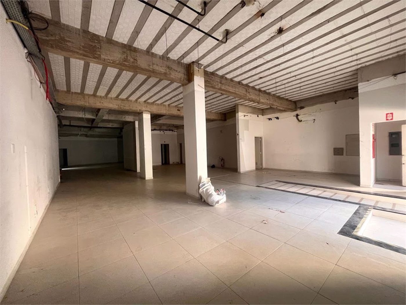 Sala para alugar, 1200 m² por R$ 48.000,00 - Centro - Santos/SP