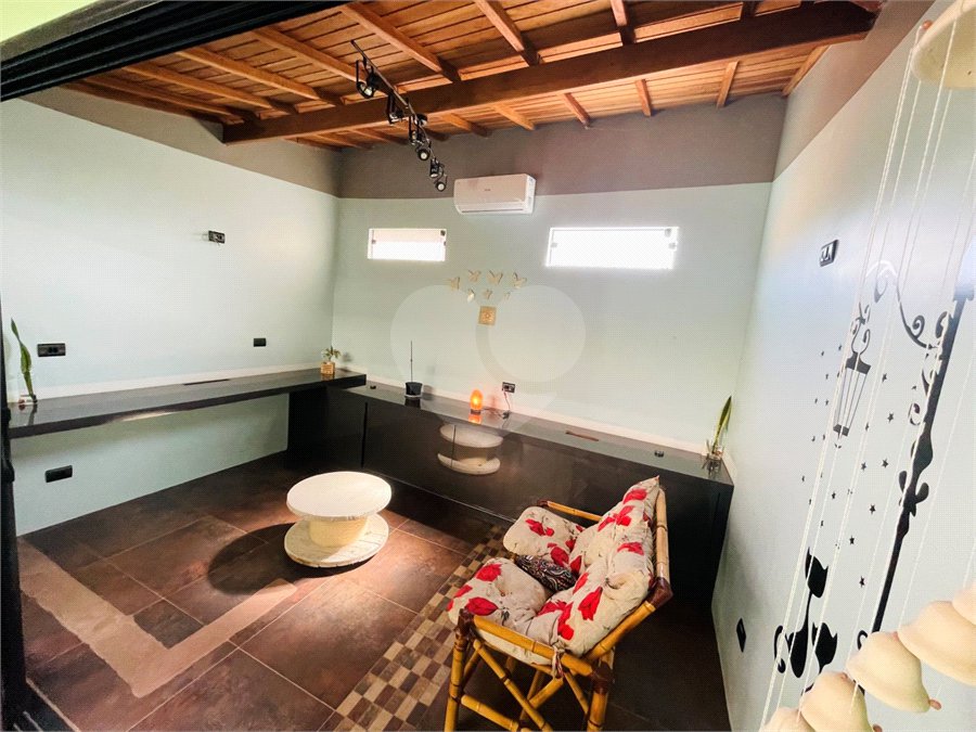 Casa à venda com 2 quartos no condomínio Villa Itália, Vinhedo - SP