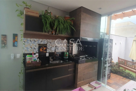 Casa em condomínio à venda com 3 quartos, sendo 1 suíte, em Cajuru do Sul, Sorocaba, SP
