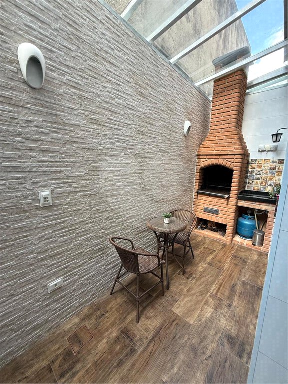 Casa à venda com 3 quartos, sendo 1 suíte, no condomínio Praça Leão, São Paulo - SP