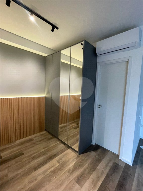 Apartamento à venda ou para alugar com 1 suíte em Vila Olímpia, São Paulo, SP