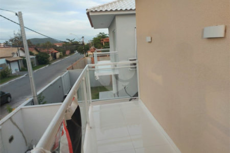 Casa à venda com 4 quartos, sendo 1 suíte,  em Ogiva, Cabo Frio, RJ