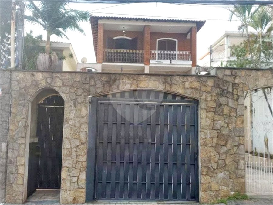 Sobrado à venda com 4 quartos, sendo 2 suítes, em Tucuruvi, São Paulo, SP