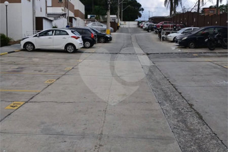 Casa à venda com 2 quartos no condomínio Villa Caucaia, Cotia - SP