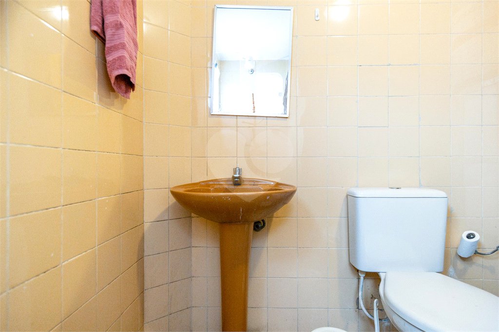 Casa Térrea à venda com 3 quartos, sendo 1 suíte, em Vila Inah, São Paulo, SP