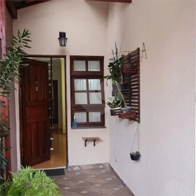 Casa à venda com 3 quartos no condomínio Milenium 1, Mogi das Cruzes - SP