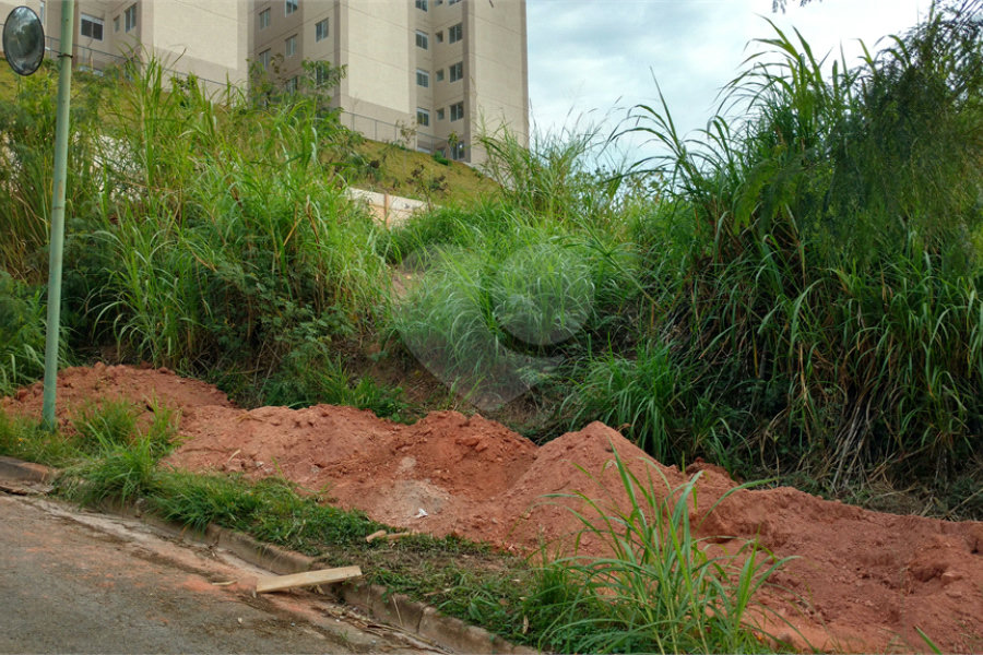 Terreno à venda em Horto, São Paulo, SP