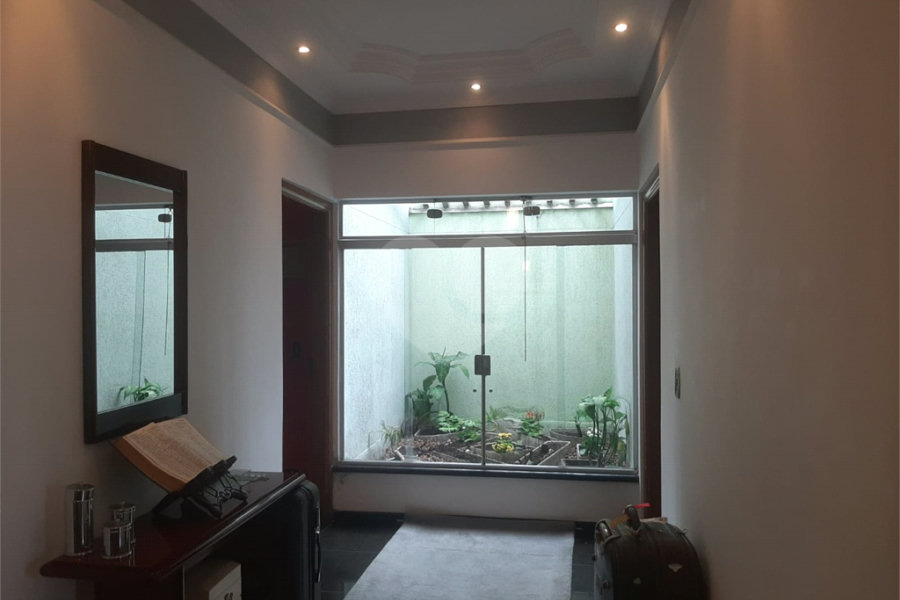 Sobrado à venda com 4 quartos, sendo 2 suítes, em Tremembé, São Paulo, SP