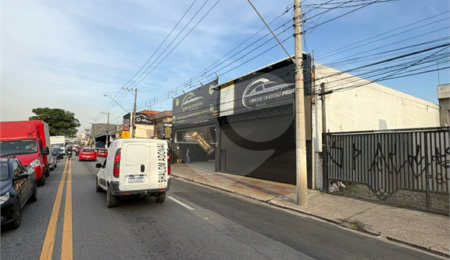 Salão para alugar no Centro, Suzano, SP