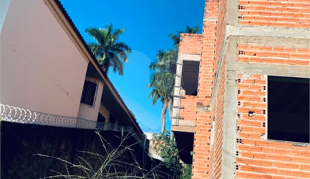 Sobrado à venda com 6 suítes em Parque Santa Mônica, São Carlos, SP