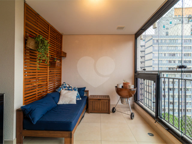 Apartamento à venda com 2 quartos, sendo 1 suíte,  em Santo Amaro, São Paulo, SP
