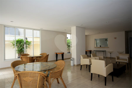 Apartamento à venda com 2 quartos, sendo 1 suíte, em Pinheiros, São Paulo, SP
