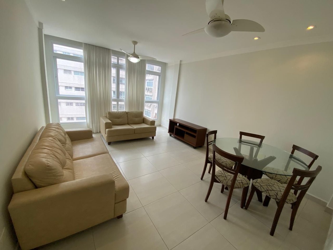 Apartamento com 2 dormitórios à venda, 109 m² por R$ 850.000,00 - Boqueirão - Santos/SP